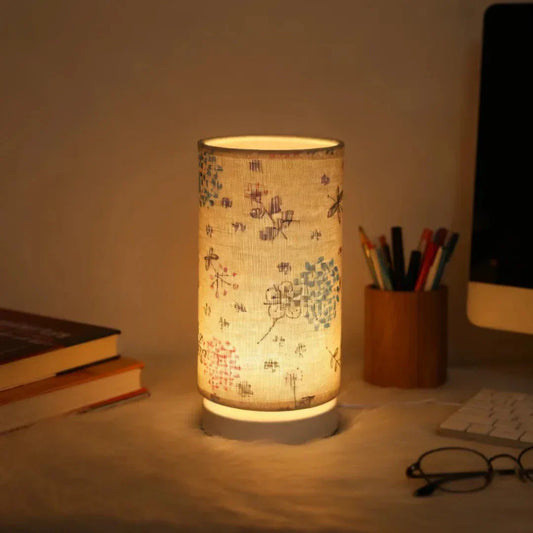 Nordic Retro USB Table Lamp